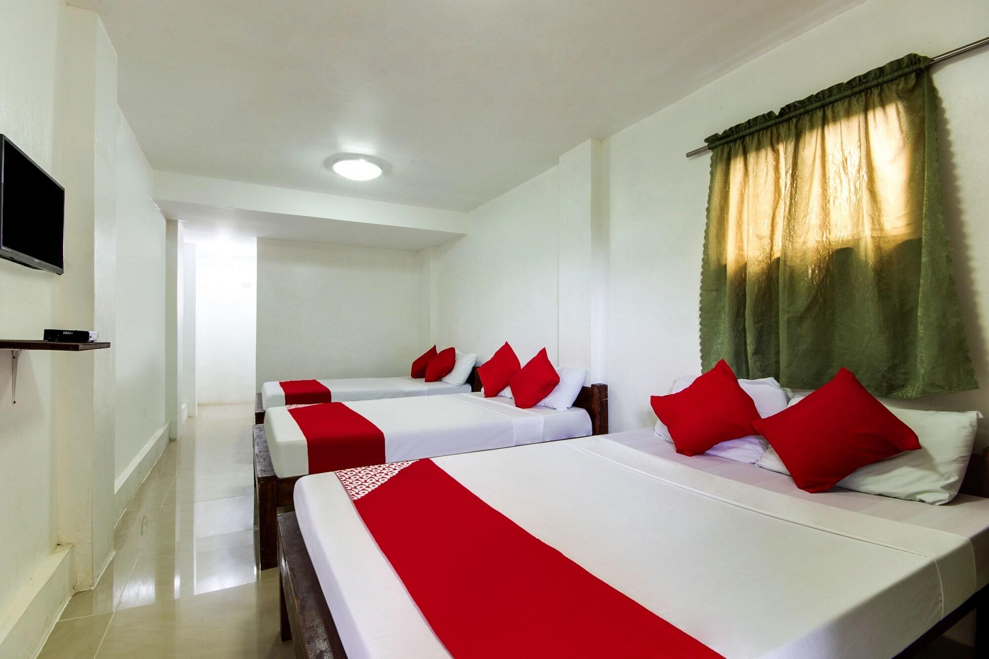 Oyo 435 La Veranda Beach Resort Панглао Екстериор снимка