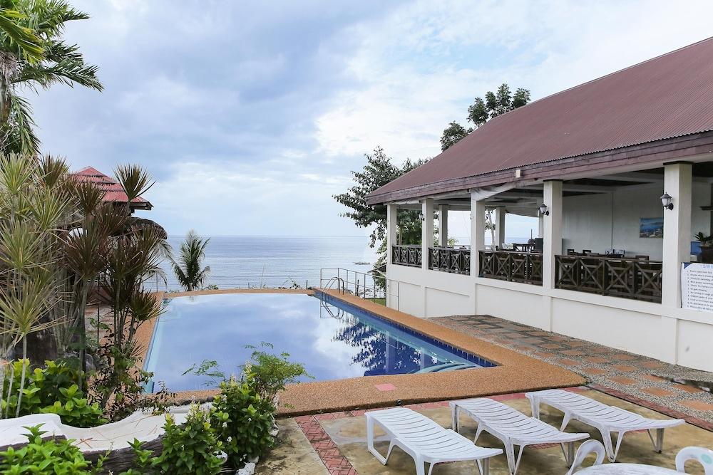 Oyo 435 La Veranda Beach Resort Панглао Екстериор снимка