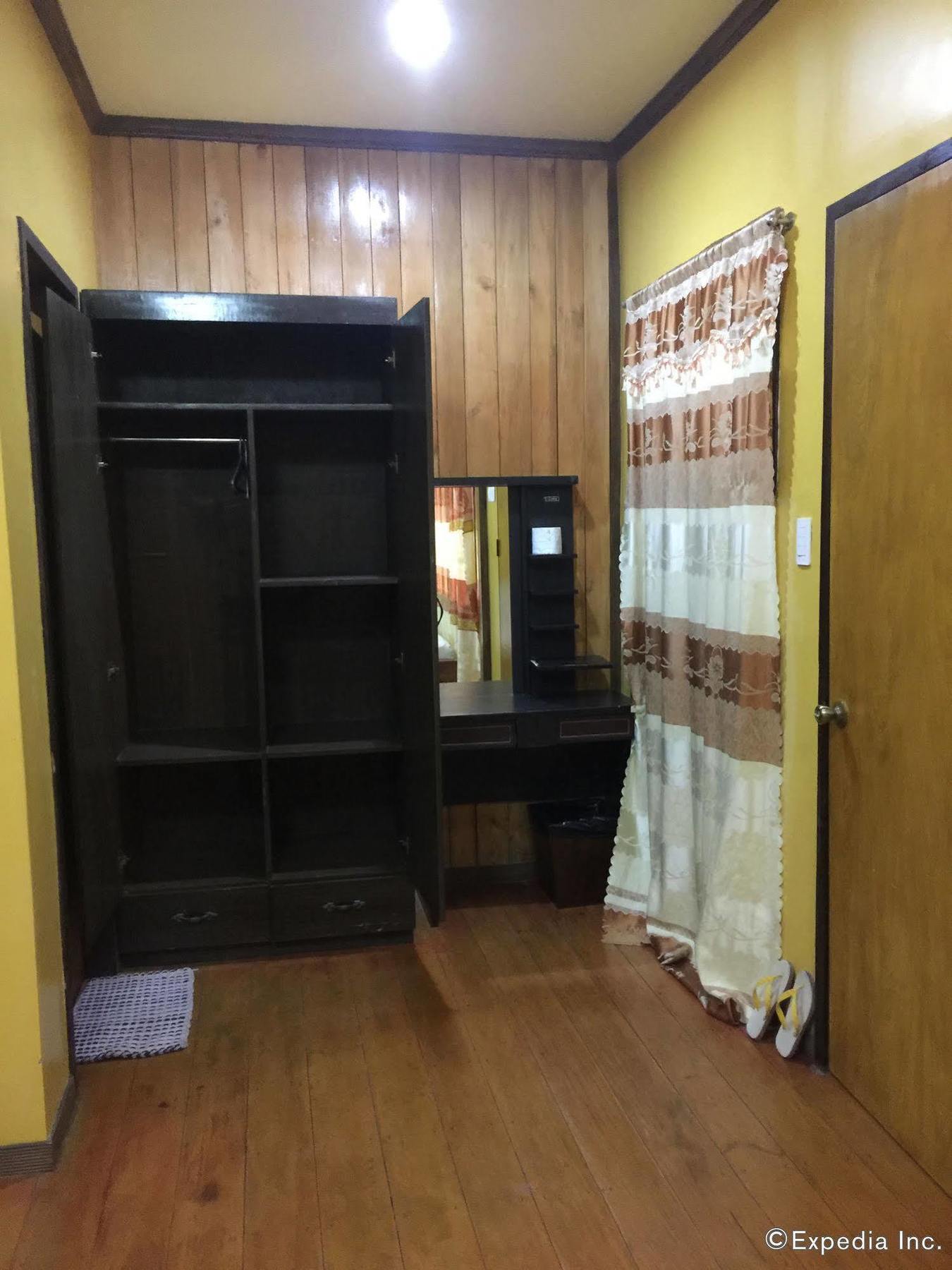 Oyo 435 La Veranda Beach Resort Панглао Екстериор снимка