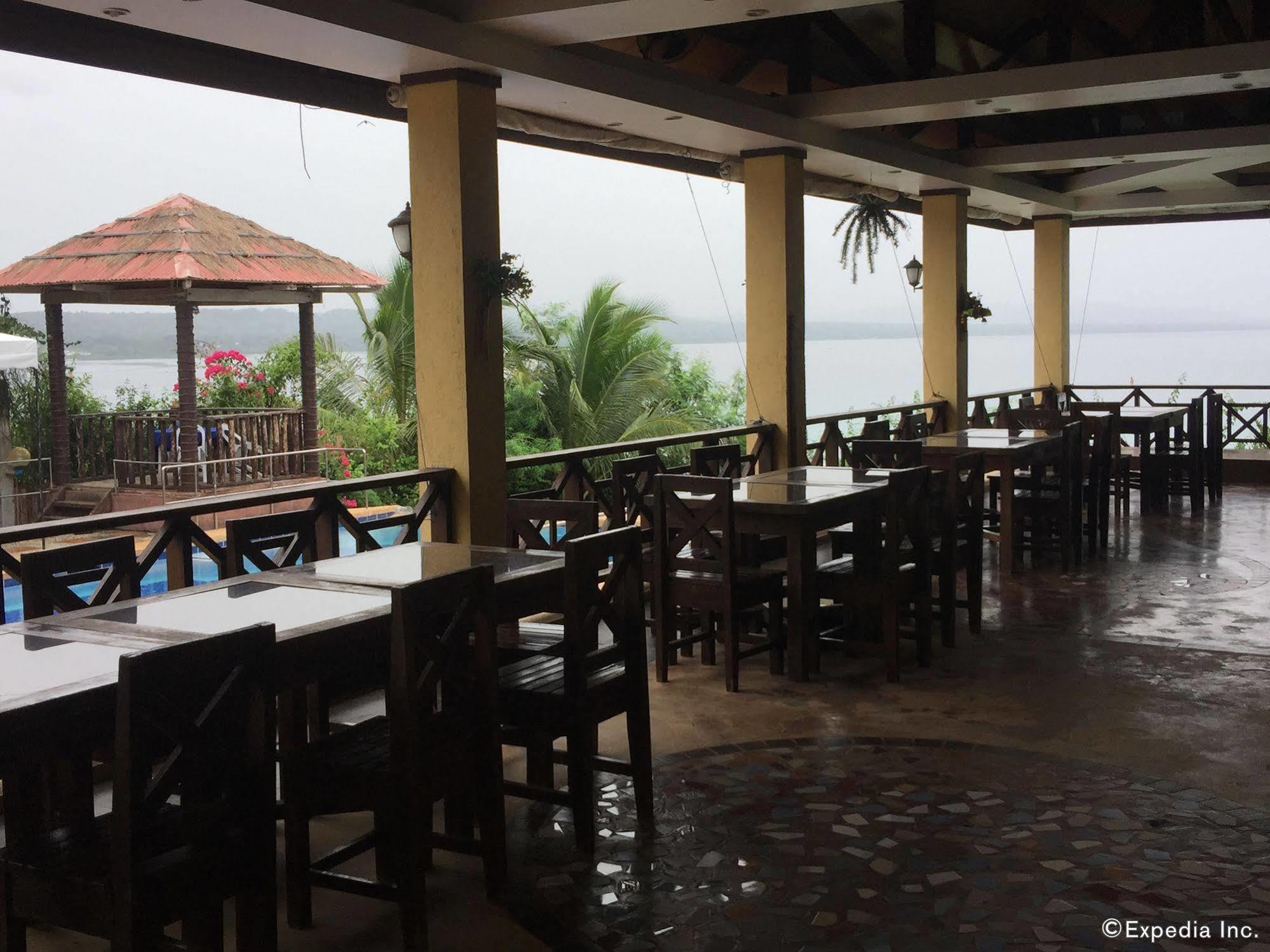 Oyo 435 La Veranda Beach Resort Панглао Екстериор снимка