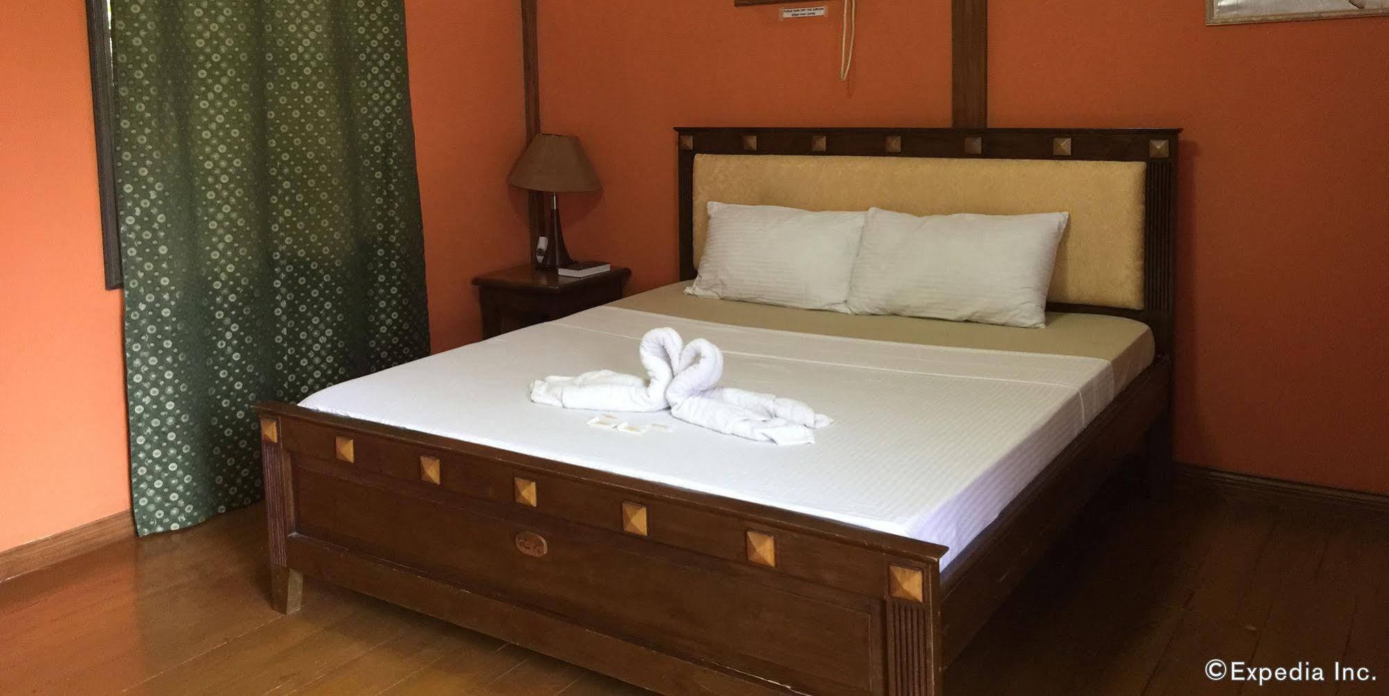 Oyo 435 La Veranda Beach Resort Панглао Екстериор снимка